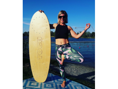 Foot massagers against tension